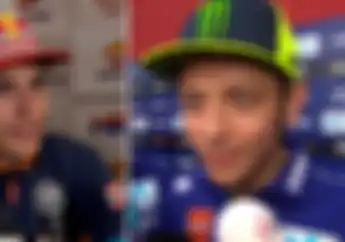 Kelakuan Valentino Rossi dan Marc Marquez Bikin Bos FIM Tambah Gerah, Ini Ocehannya