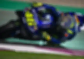 Pada Sadar Enggak Sih, Valentino Rossi Enggak Pakai Logo 'Semakin Di Depan'?