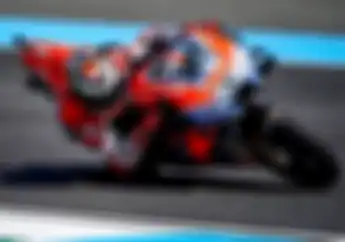 Bikin Melongo, Video Pembalap MotoGP Keringkan Tangan Pas Mau Pakai Sarung Tangan