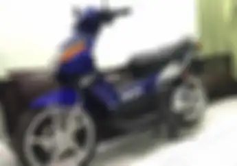 Pakai Sepatbor Matik Suzuki Bikin Tamvan Yamaha Nouvo Series 
