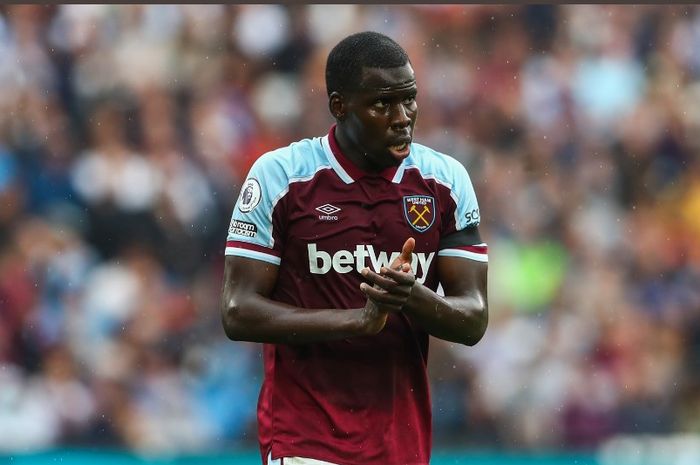 Kurt Zouma saat melakukan debut dengan West Ham United di Liga Inggris pada 20 September 2021.