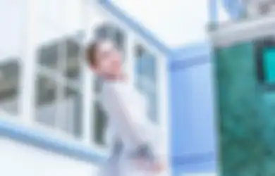 Foto Jadul Syahrini Beredar Luas, Penampilan Incess Kenakan Celana Cutbray dengan Perut yang Terlihat Buncit Jadi Sorotan