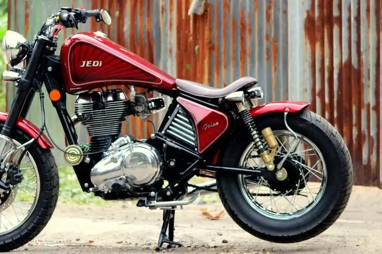 Royal Enfield Thunderbird Custom Bobber, Jadi Makin Ganteng!