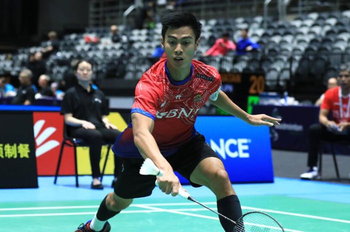 Pebulu tangkis tunggal putra Indonesia, Shesar Hiren Rhustavito pada pertandingan babak pertama Australian Open 2022, Rabu (16/11/2022)