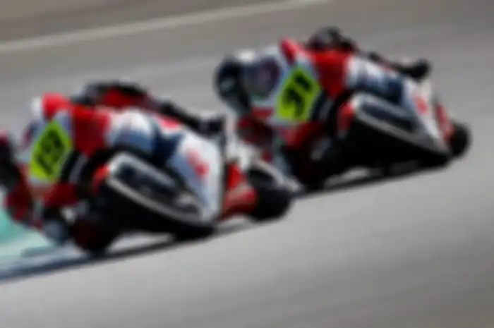 Andi Gilang dan Gerry Salim akan memulai race Moto2 FIM CEV Repsol Albacete dari baris kelima