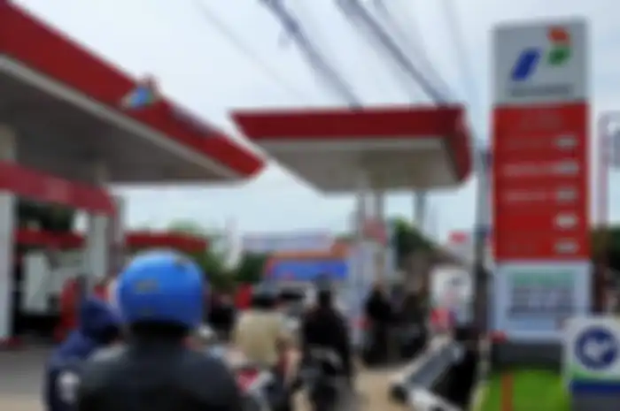 Pilih bensin yang cocok dengan mesin motormu