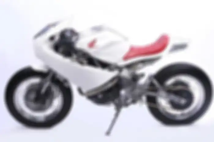 Minat bikin Honda CBR250RR jadi cafe racer begini?