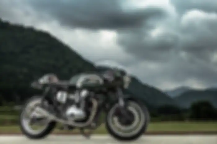 Kawasaki W650 kustom cafe racer bikinan Berrybads Motorcycles milik Korogi, dilansir oleh www.return