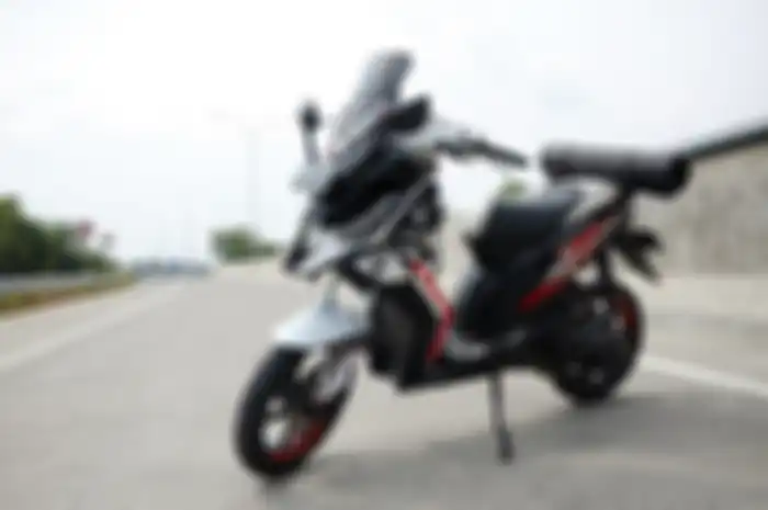 Honda BeAT modif touring tunggangan Cahyo Wisnu