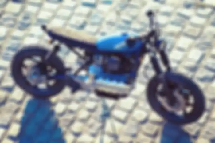 BMW K100 custom street tracker dari Ed Turner Motorcycles