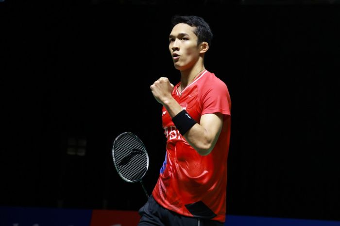 Pebulu tangkis tunggal putra Indonesia, Jonatan Christie, pada babak pertama Indonesia Open 2021 di Bali International Convention Centre, Nusa Dua, Rabu (24/11/2021).