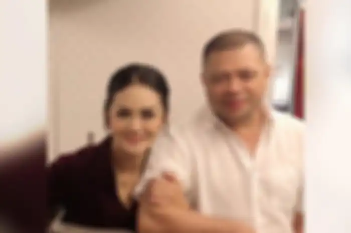 Krisdayanti dan Raul Lemos