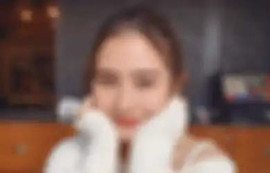 Terlalu Lurus, Prilly Latuconsina Ngaku Kerap Diejek Temannya Karena Hal Ini: Pantesan Putus...