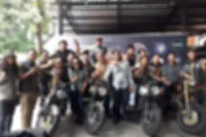 Kawasaki Retro Rider (KRR) W175 melakukan Kopdargab di Jakarta Selatan
