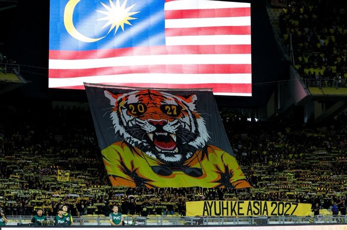 Federasi Malaysia terkesan tak acuh dengan lanjutan proyek naturalisasi, pemilihan pelatih untum timnas pun terkesan asal-asalan. 