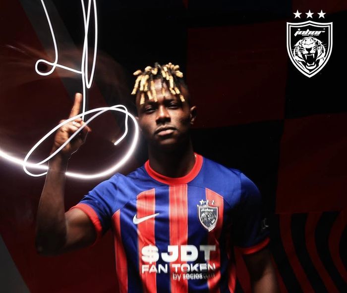 Moussa Sidibe resmi bergabung lagi dengan raksasa Malaysia, Johor Darul Takzim.