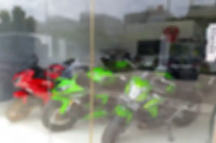 Deretan Moge Kawasaki Bekas di RnJ Motorsport BSD