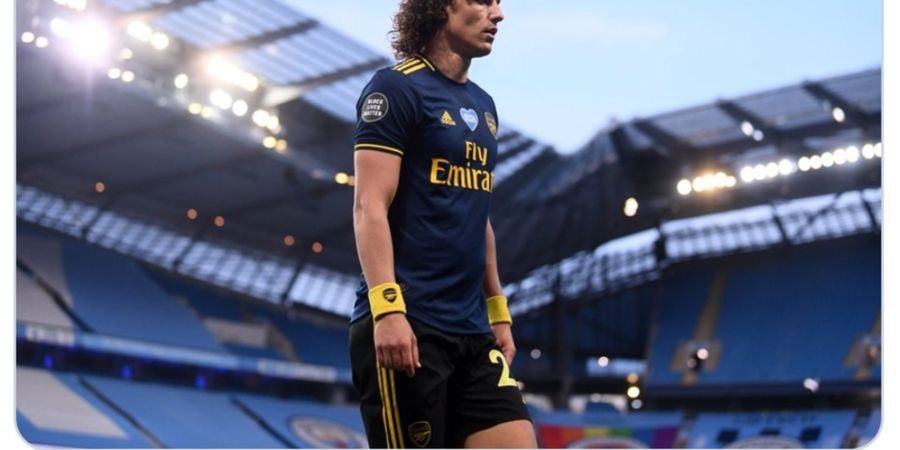 David Luiz Cedera, Arsenal Terpaksa Batalkan Satu Rencananya