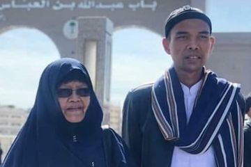 Ibunda Ustaz Abdul Somad Meninggal Dunia, Arie Untung: Dikebumikan di Kampung Halamannya