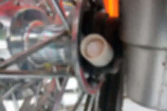 Tutup lubang gearbox speedometer di pelek depan