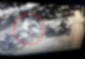 Geng Motor Berulah Lagi di Kawasan Fatwamati, Simak Videonya Saat Lempari Pintu Toko dan Embat Helm!