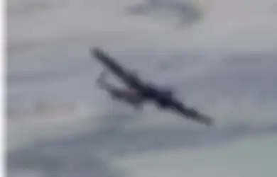 Peduli Setan dengan Sanksi dari Barat, Vladimir Putin Malahan Siap Serang Ukraina Secara Brutal, Puluhan Senjata Termasuk Pesawat Pengebom Nuklir Terekam Ada di Perbatasan