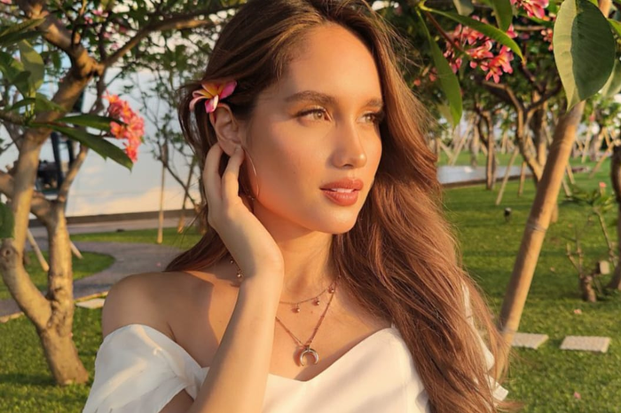 Cinta Laura