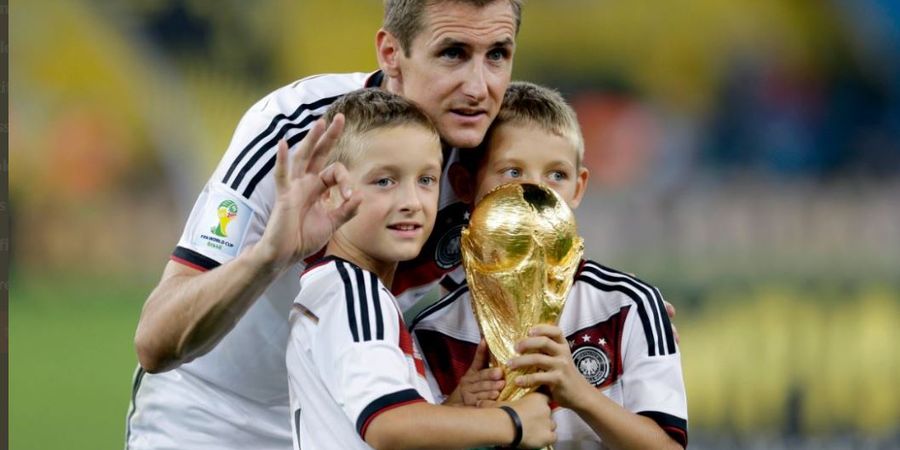 Legenda Piala Dunia - Miroslav Klose, Si Kepala Emas yang Mustahil Tertandingi
