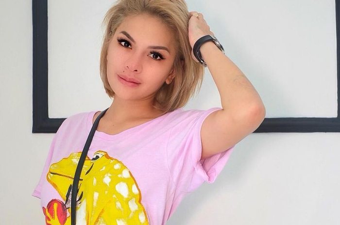 Nikita Mirzani 