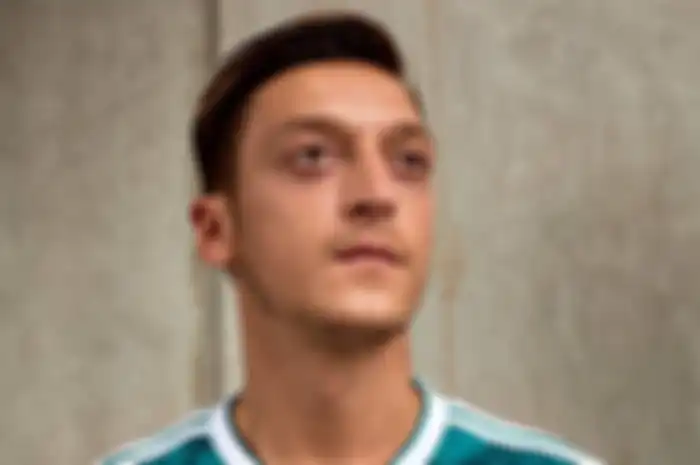Mesut Ozil dirumorkan bakal merapat ke Rans Cilegon FC