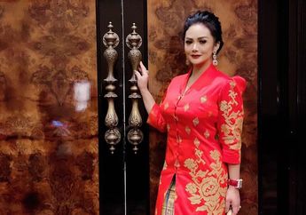 Tunjukkan Taringnya Sebagai Anggota DPR, Krisdayanti Pamer Kesibukan Saat Rapat Online di Rumah Gedongannya: yang Terpenting Saat Bekerja dari Rumah Kita Bisa Bertanggung Jawab!