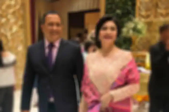 Bella Saphira dan Agus Surya Bakti