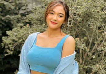 Tampil Eksotis dengan Makeup Flawless dan Natural, Intip Riasan Wajah Marion Jola Dalam Pemotretan Terbarunya!