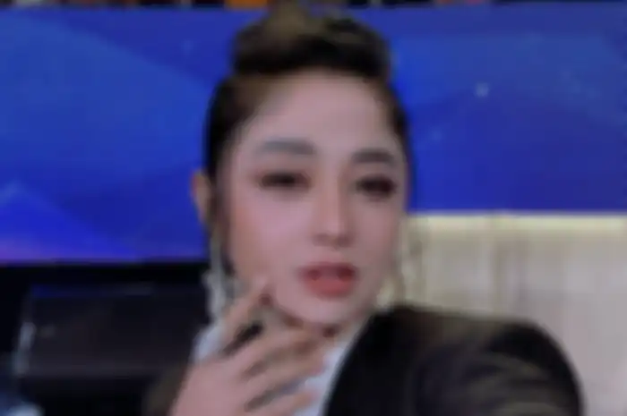 Dewi Perssik siap menikah lagi