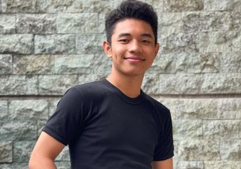 Ketemu Cewek Korea, YouTuber Fiki Naki Curhat Akan Nyatakan Cinta