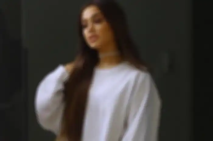 Ariana Grande disebut belum move on dari Mac Miller saat pacari Pete Davidson