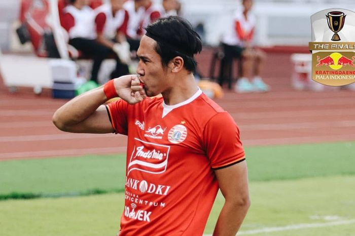 Bek Persija Jakarta, Ryuji Utomo