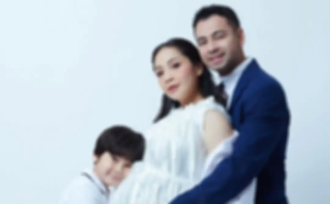 Nagita Slavina Saat Maternity Shoot