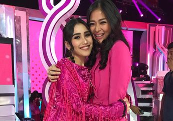 Mengintip Pesona Gracia Indri dan Ayu Ting Ting dalam Balutan Dress Nuansa Merah, Classy Abis!
