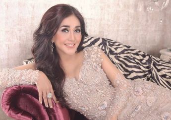 Pernah Mati Suri Hingga Keturunan Ningrat, Intip Megahnya Rumah Artis Senior yang Jarang Terekspos, Ada yang Unik di Ruang Makannya!