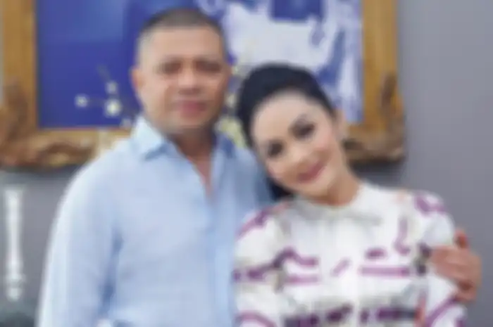 Krisdayanti dan Raul Lemos