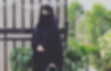 Disinggung Soal Warna Rambut sang Anak hingga Disebut Tak Cerminkan Anak Ustaz, Umi Pipik Meradang Balas Nyinyiran Netizen