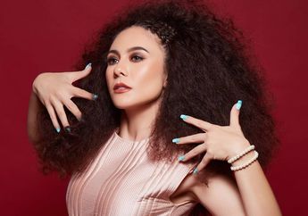 4 Bahan Sampo yang Sebaiknya Dihindari oleh Pemiik Rambut Keriting, Apa Saja?