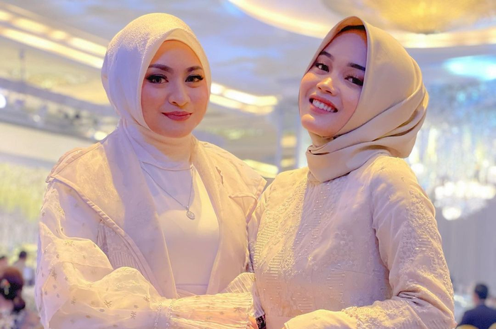 Putri Delina dan ibu sambungnya Nathalie Holscher berselisih hingga dinasihati netizen