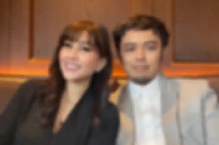 Nisya Ahmad dan suami