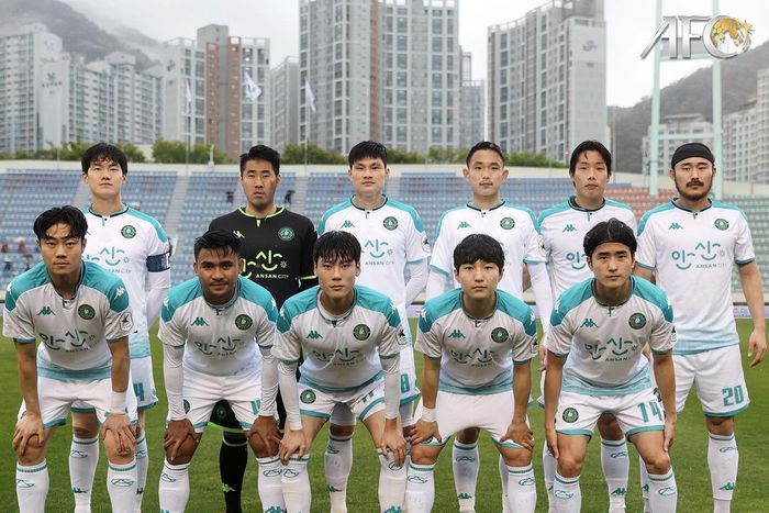 Pemain timnas Indonesia, Asnawi Mangkualam, kembali masuk skuad Ansan Greeners saat menghadapi Busan IPark pada pekan kelima Liga Korea 2