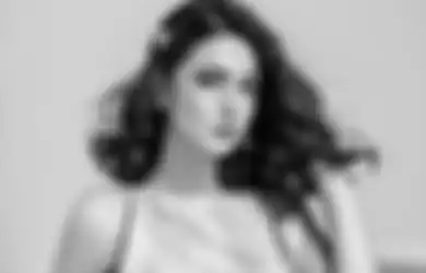 Menikah dengan Lelaki Lebih Muda 8 Tahun, Rumah Mewah Mantan Model Cantik 2000an Ini Jadi Sorotan Warganet
