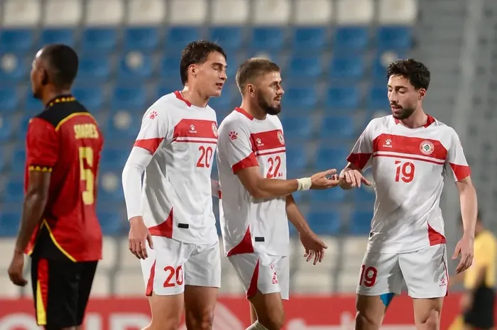 Pemain Persik Kediri Majed Osman (nomor 22) mencetak gol ke gawang Timor Leste dan bantu Lebanon menang.