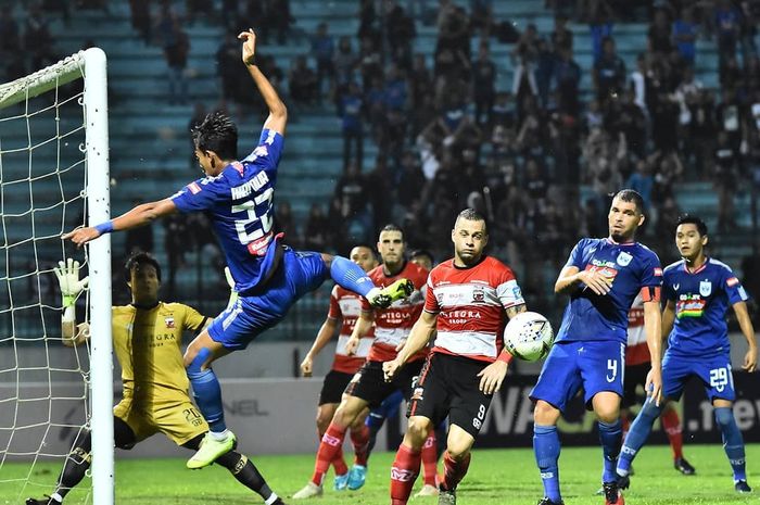 Suasana pertandingan PSIS Semarang kontra Madura United pada pekan ke-33 Liga 1 2019.