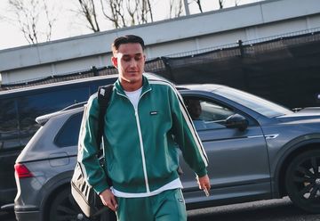 Miliano Jonathans pemain keturunan Indonesia sudah bergabung latihan di FC Utrecht